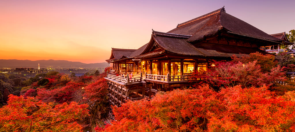 Kiyomizu-dera temple, Kyoto in autumn